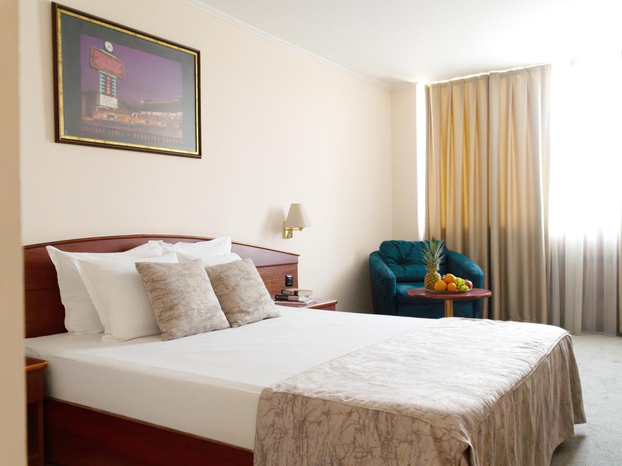 Orbita Hotel Warna