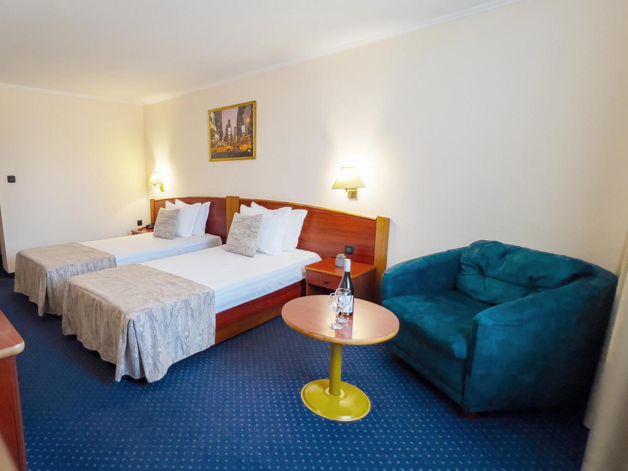 Hotel Orbita Warna